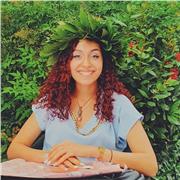 Diplomata al liceo linguistico e laureata in Psicologia offre lezioni di inglese e spagnolo